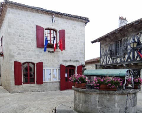 Couvreur Montjoi